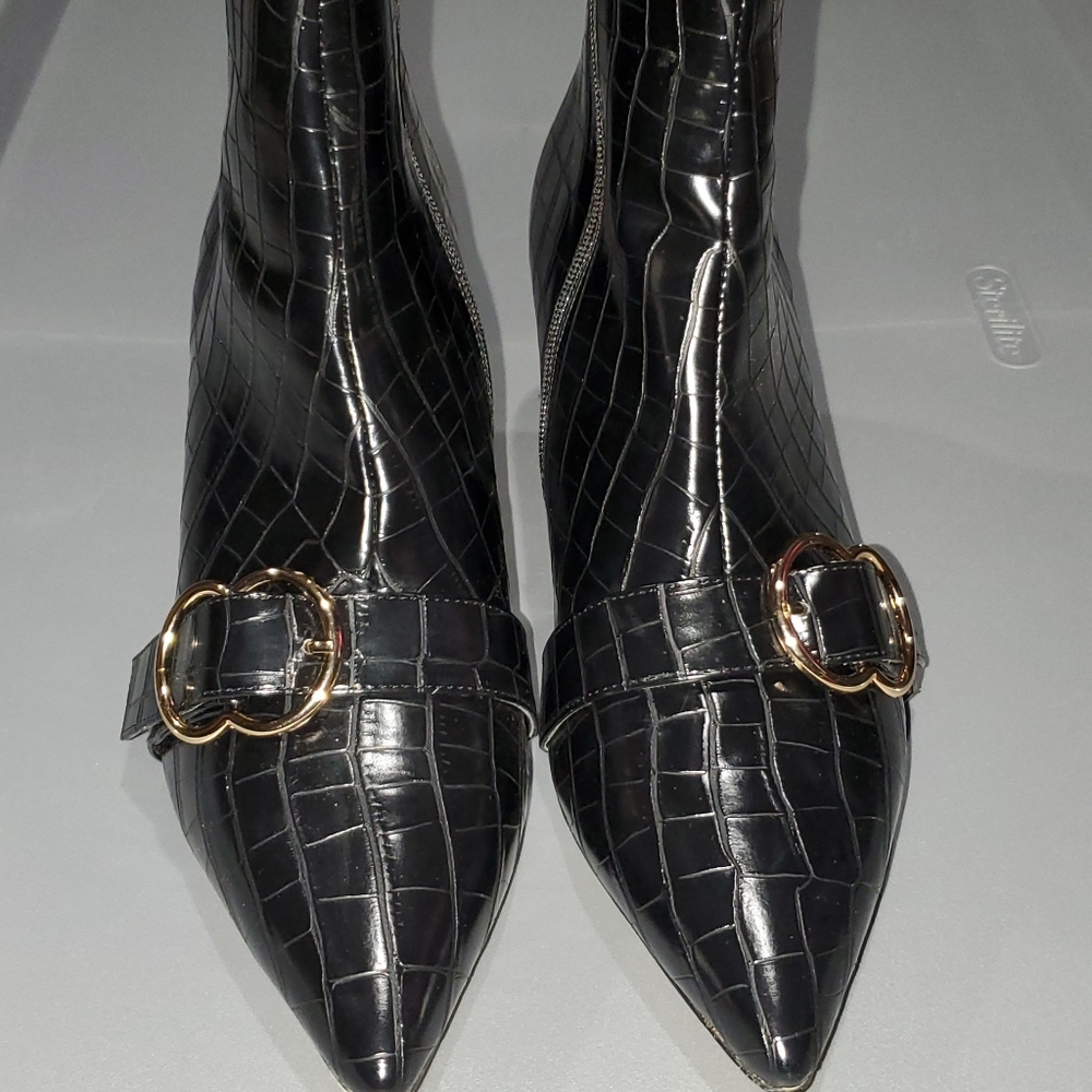 Ankle boots